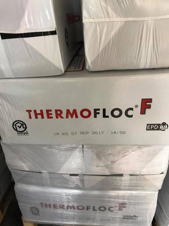 Verkstad eller sjöbod på Öland i omvandling med sprutisolering